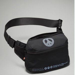 NWT Lululemon x Madhappy Clean Lines belt bag